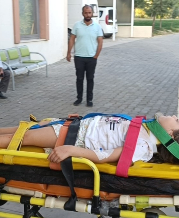 Adıyaman'da otomobil takla attı: 2 yaralı