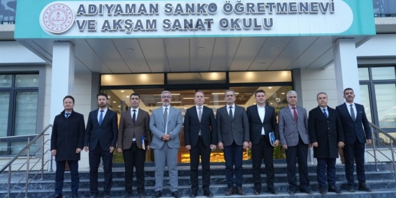 Tosun, ilçe millî eğitim müdürleriyle iftarda bir araya geldi